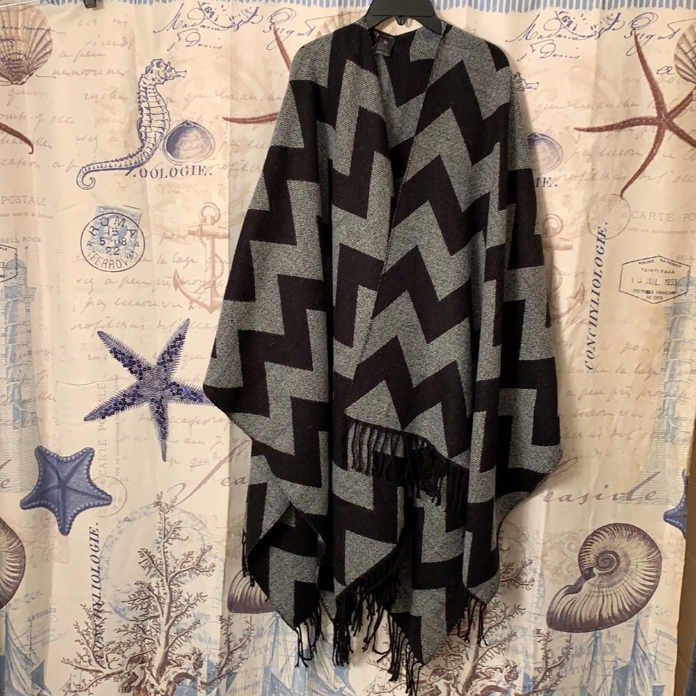 Black and gray shawl